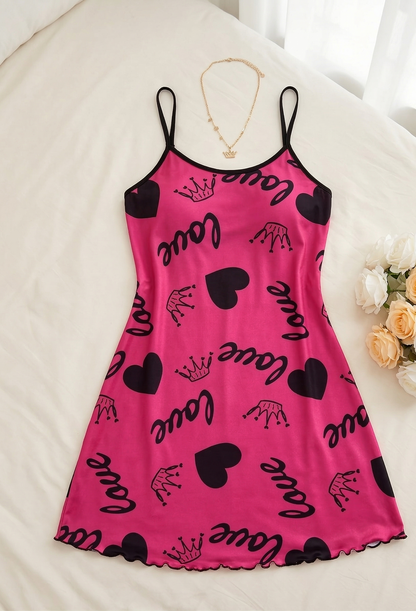 Lencero de Satén Fucsia "Royal Love" con Estampado de Coronas y Corazones