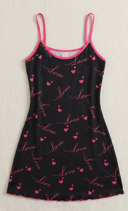 Camisón Midnight Romance – Satén Negro con Encaje y Bordado de Rosas